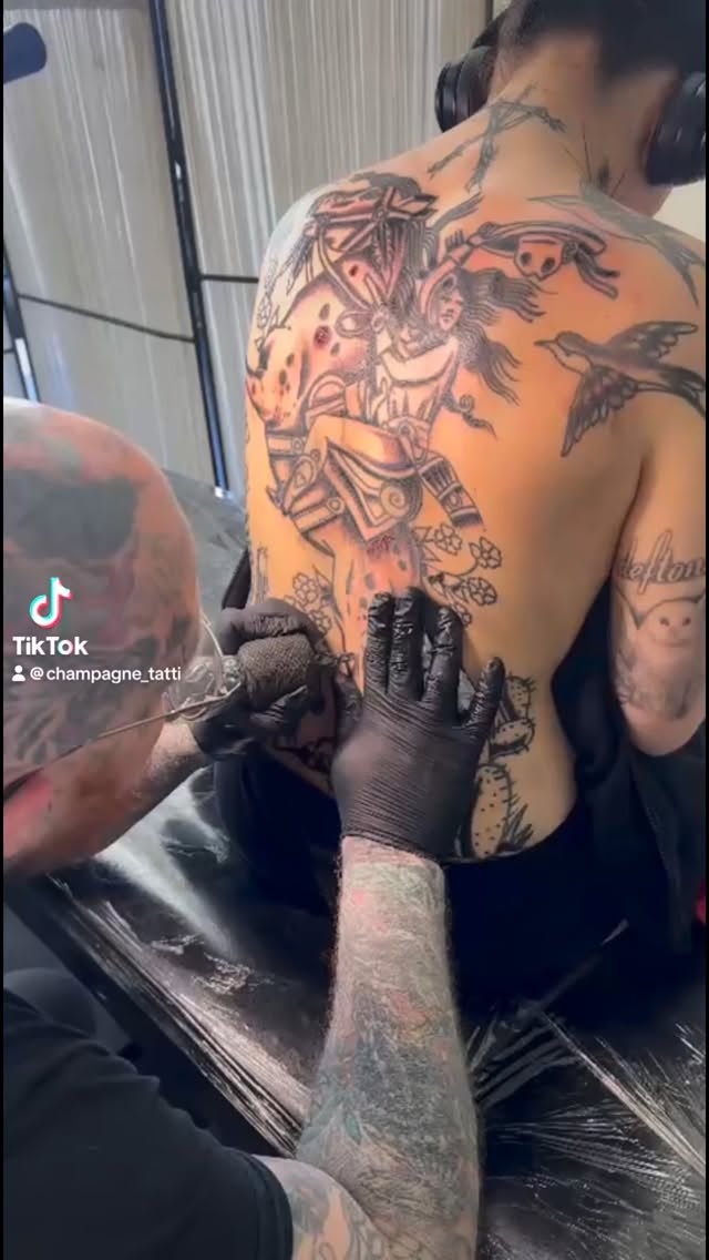 Tattoo by Champagne Tatti